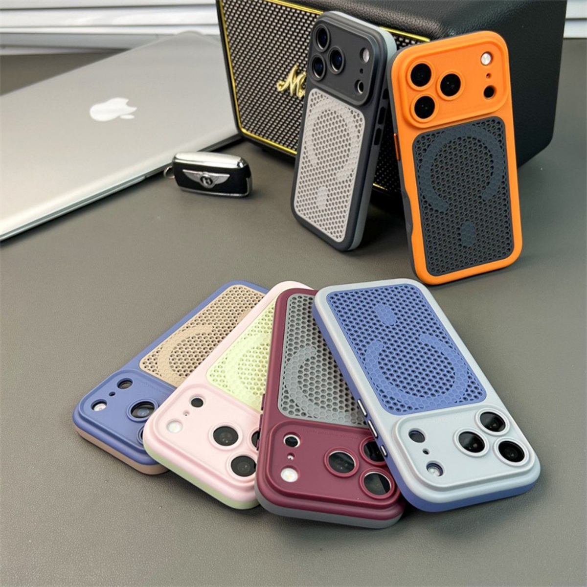Heat Dissipation Case - Heat Dissipation Mesh Hole Magnetic For