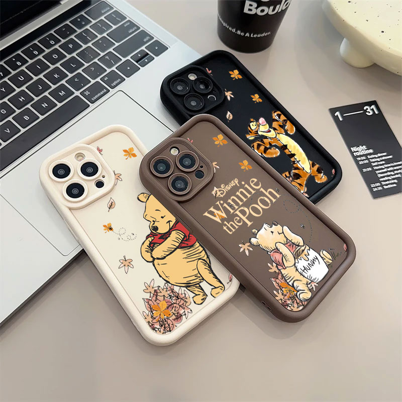 Autumn Winnie The Pooh Leaves  - Phone Cases Store のレビューと価格