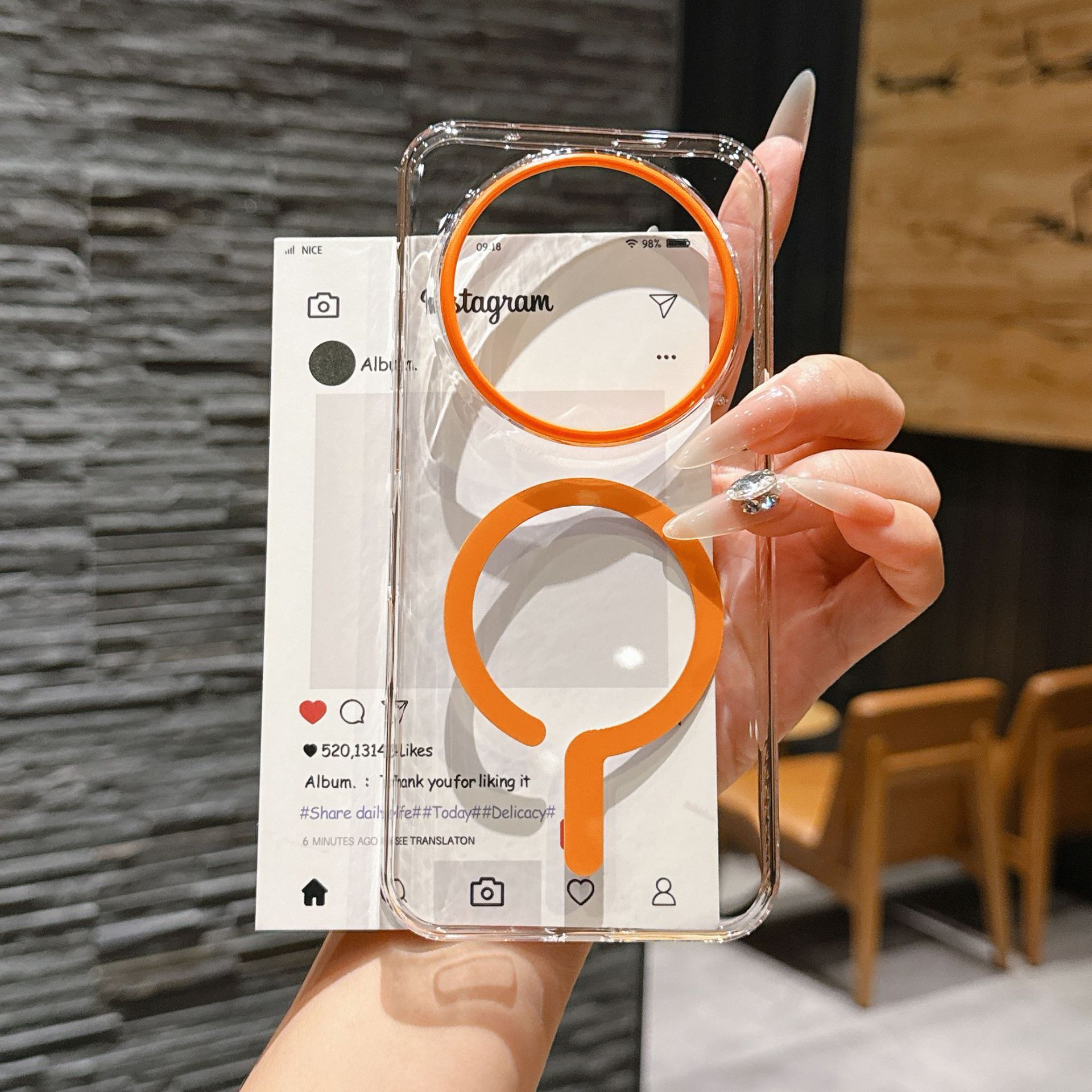 Fashion Luxury HD Transparent  - Clear Magsafe Case のレビューと価格